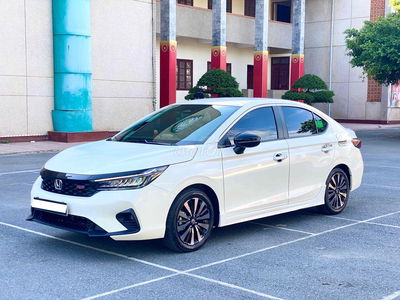Honda City 2025 RS 1.5 AT - 8700 km