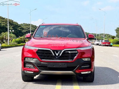 VinFast Lux SA 2.0 Plus 2.0 AT 2021