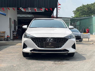 Hyundai Accent 1.4AT - 48.000km