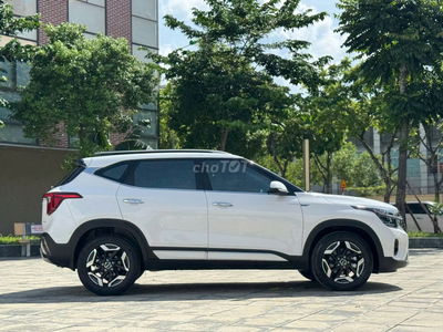 Kia Seltos Luxury 2025