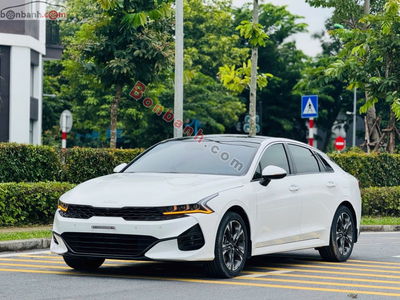 Xe Kia K5 Premium 2.0 AT 2022