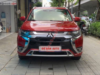 Xe Mitsubishi Outlander Premium 2.0 CVT 2022