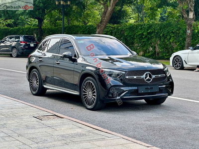 Xe Mercedes Benz GLC 300 4Matic 2023
