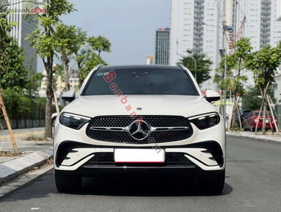 Xe Mercedes Benz GLC 300 4Matic 2023