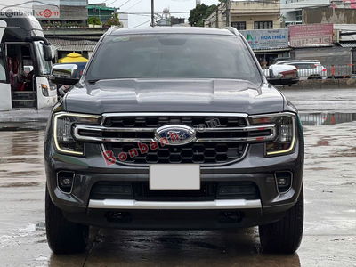 Xe Ford Everest Titanium 2.0L 4x2 AT 2022