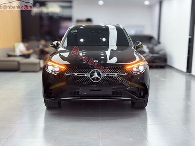 Xe Mercedes Benz GLC 300 4Matic 2023