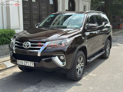 Xe Toyota Fortuner 2.7V 4x2 AT 2020