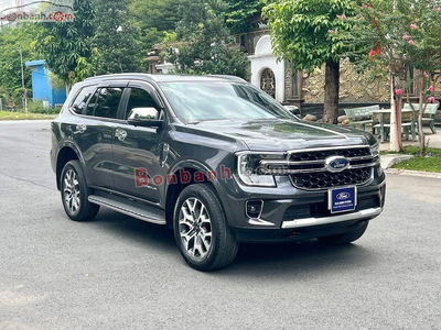 Xe Ford Everest Titanium 2.0L 4x2 AT 2022