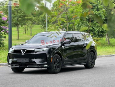 Xe VinFast VF9 Plus 2025