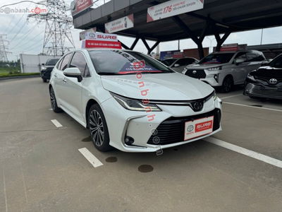 Xe Toyota Corolla altis 1.8V 2022