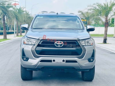 Xe Toyota Hilux 2.4L 4x2 AT 2020