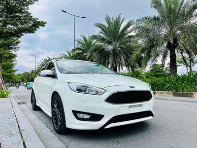 Tôi cần bán chiếc xe Ford Focus Sport 2018 1.5AT