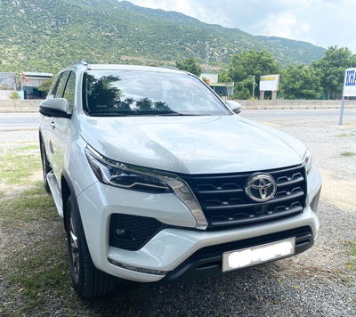 Toyota Fortuner 2023 2.7V 4x2 AT-Chính chủ-17km