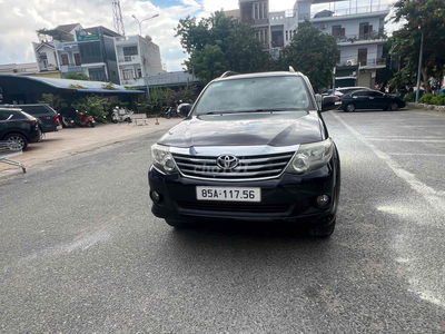 Toyota Fortuner 2013 2.7V 4x4 AT - 121000 km
