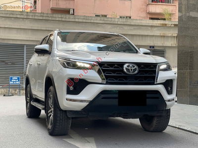 Xe Toyota Fortuner 2.4L 4x2 AT 2022