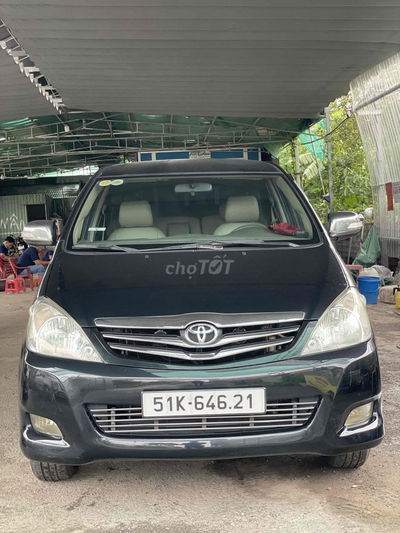 Toyota Innova 2011 V - 127000 km