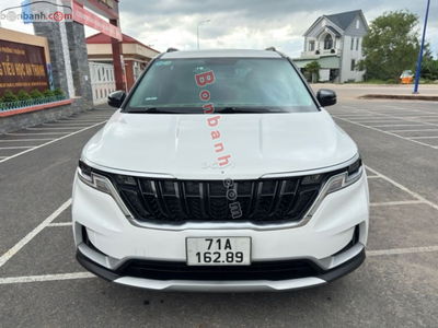Xe Kia Carnival Luxury 2.2D 2023