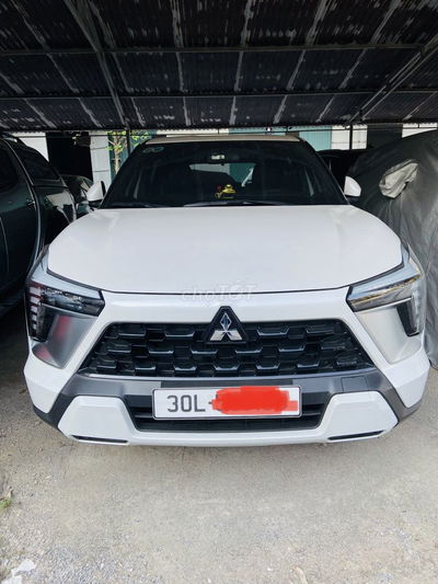 Mitsubishi Xforce 2024 Exceed - 8300 km