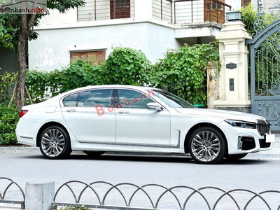 Xe BMW 7 Series 740Li 2018