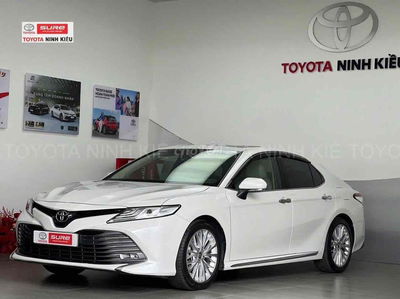 Toyota Camry 2020 2.5Q - 32000 km