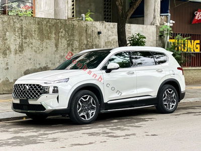 Xe Hyundai SantaFe Cao cấp 2.5L HTRAC 2022