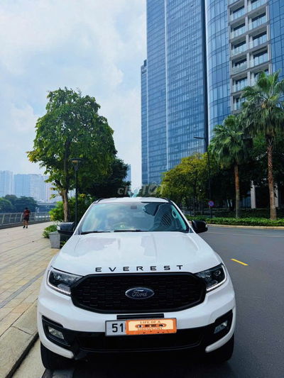 Ford Everest Trắng 12/2021 Sport 2.0L - 34.250 km