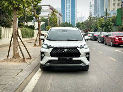Veloz Cross 1.5TOP 2023 màu trắng zin
