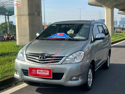 Xe Toyota Innova GSR 2011