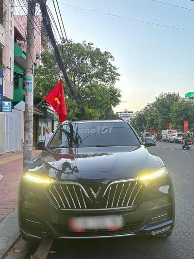 VinFast Lux SA2.0 Plus bán nhanh
