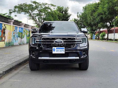 Ford Everest 2023 Titanium 2.0L 4x2 AT - 28000 km