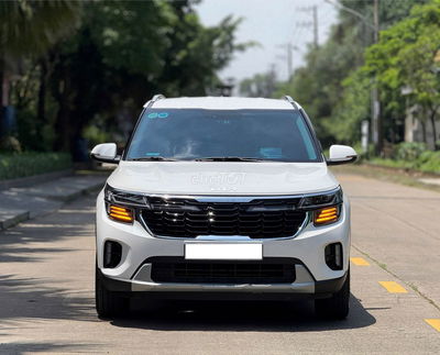Kia Seltos 1.5 Premium 2024 Form mới-6000km