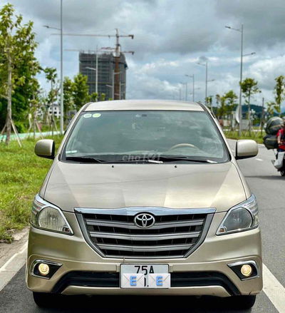 Toyota Innova 2014 E - 120000 km