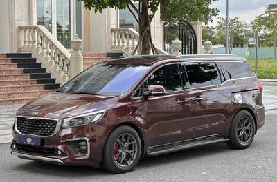 Kia Sedona 2018 2.2 DATH - 88000 km