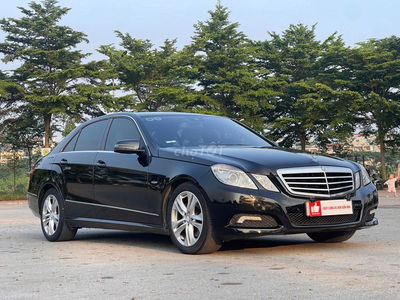 Mercedes Benz E Class 2010 E250 xe còn zin nhiều