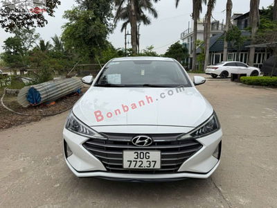 Xe Hyundai Elantra 1.6 MT 2020
