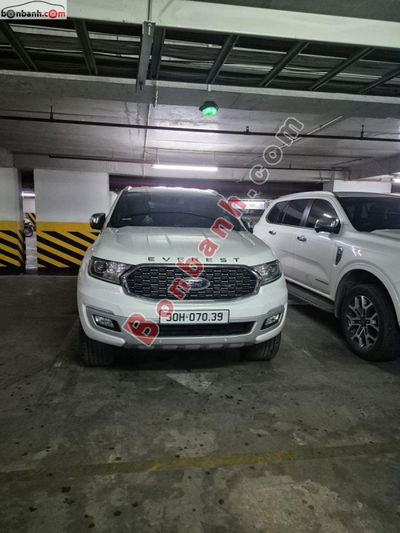 Xe Ford Everest Titanium 2.0L 4x2 AT 2021