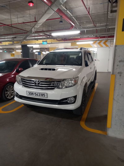 Toyota Fortuner 2016 2.5G 4x2 - 120345 km