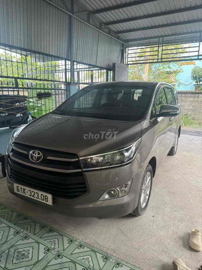 Toyota Innova 2017 2.0E - 101000 km
