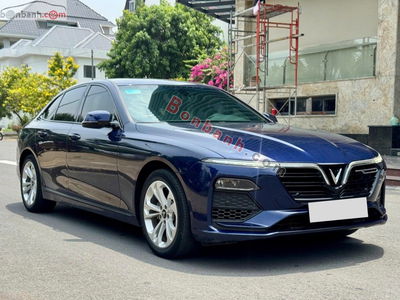 Xe VinFast Lux A 2.0 Base 2.0 AT 2020