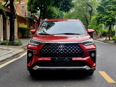 Toyota Veloz 2023 số tự động, màu đỏ zin