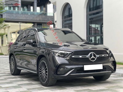 Xe Mercedes Benz GLC 300 4Matic 2023