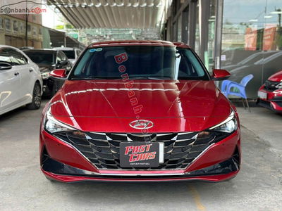 Xe Hyundai Elantra 2.0 AT Cao cấp 2022