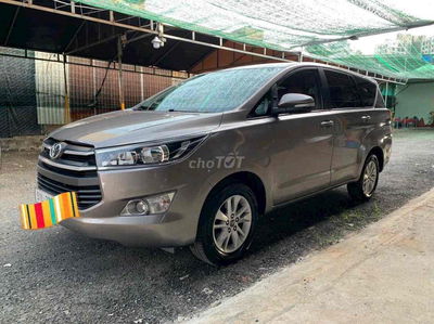 Toyota Innova 2017 2.0G - 68000 km