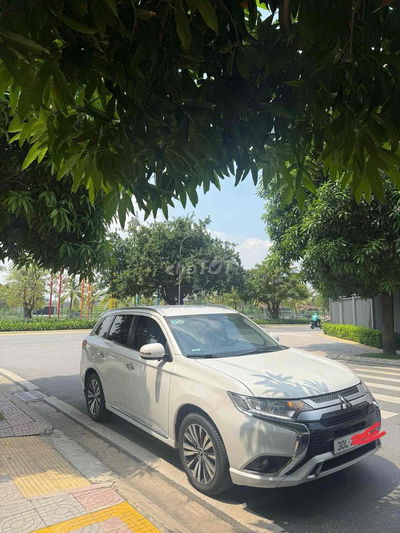 Mitsubishi Outlander 2022 2.0 CVT - 39000 km