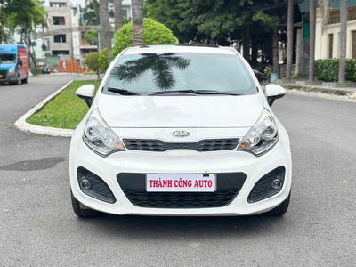 Kia Rio 2014 1.4 AT Hatchback - 79000 km