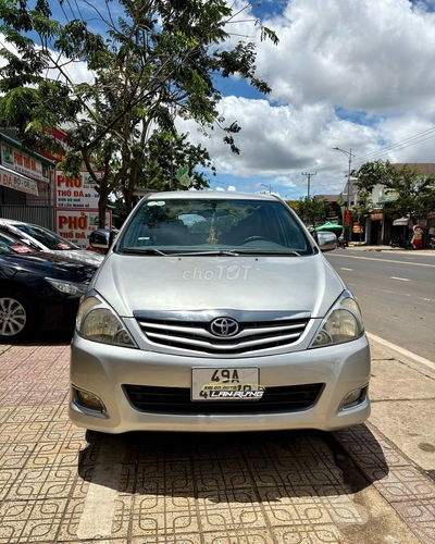 Toyota Innova 2009 G - 182000 km