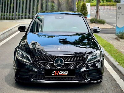 Mercedes Benz C300 AMG 2021 - 32000 km