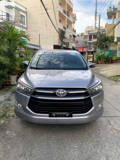 Toyota Innova 2016 - 160000 km