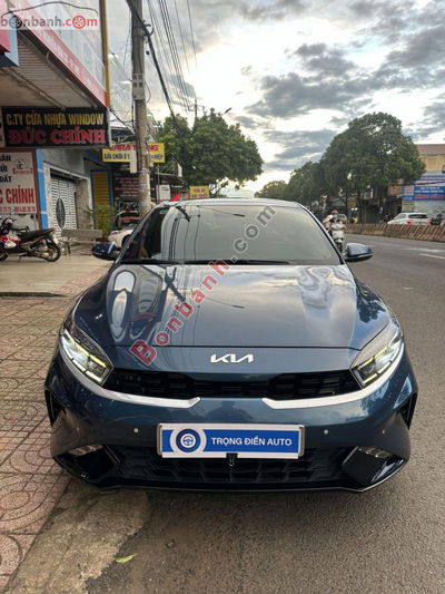 Xe Kia K3 Premium 1.6 AT 2022