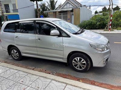 Toyota Innova 2016 - 142000 km